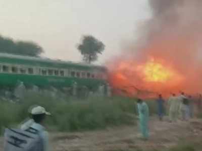 பாகிஸ்தான் ரயிலில் சிலிண்டர் வெடிப்பு: 65 பேர் பலி