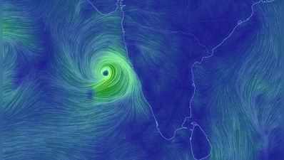 മഹാ ചുഴലിക്കാറ്റ് അകലുന്നു; കേരളത്തിൽ മഴ കുറഞ്ഞേക്കും