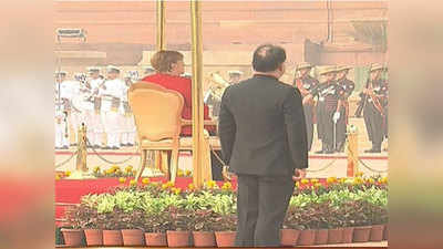 राष्ट्रपति भवन में ऐंगेला मर्केल का स्वागत, राष्ट्रगान के दौरान स्वास्थ्य कारणों से कुर्सी पर बैठीं