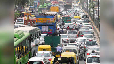 हाई कोर्ट का ऑड-ईवन पर रोक से इनकार, सीएनजी वाहनों पर दिल्ली सरकार से विचार करने को कहा