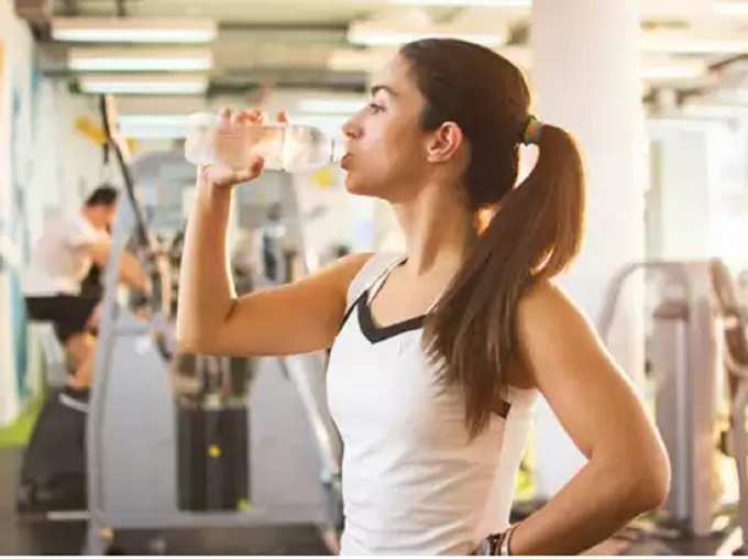 gym water drinking