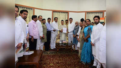 महाराष्ट्र में सरकार पर सस्पेंस, बीजेपी के दावों के बीच ही राज्यपाल से मिले एनसीपी-कांग्रेस के नेता