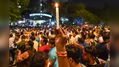 അഭിഭാഷകർക്കെതിരെ നടപടിയെടുക്കുമെന്ന് ഉറപ്പ്; ഡൽഹിയിൽ പോലീസുകാർ നടത്തിവന്ന സമരം അവസാനിപ്പിച്ചു