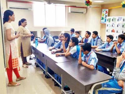 महाराष्ट्र के स्कूलों की होगी दोबारा जांच, केंद्र ने लौटाई रिपोर्ट