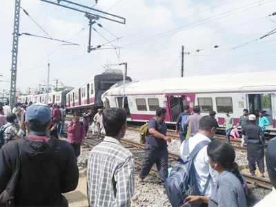 हैदराबाद: एक्स्प्रेस-लोकलची समोरासमोर धडक, ३० प्रवासी गंभीर जखमी