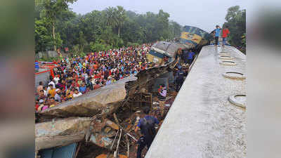 बांग्लादेश 2 ट्रेनों में टक्कर से 16 लोगों की मौत, 60 से अधिक घायल