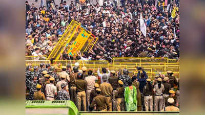 JNU: विद्यार्थ्यांच्या तीव्र आंदोलनानंतर शुल्ककपात