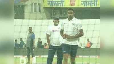 India vs Bangladesh: रोहित, पुजारा ने गुलाबी गेंद से दूधिया रोशनी में किया अभ्यास
