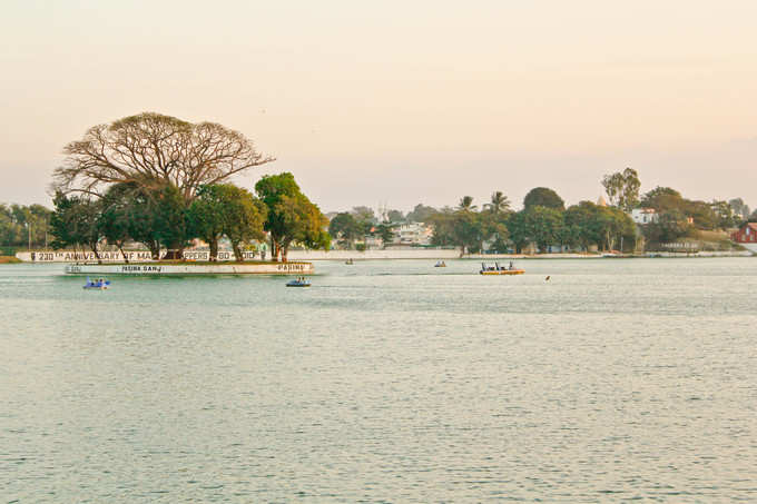 അൾസൂർ തടാകം