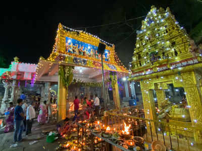 ಹಲಸೂರು ಸೋಮೇಶ್ವರನ ಸನ್ನಿಧಿಯಲ್ಲಿ ಕಾರ್ತಿಕ ದೀಪೋತ್ಸವದ ಸೊಬಗ ನೋಡಿ