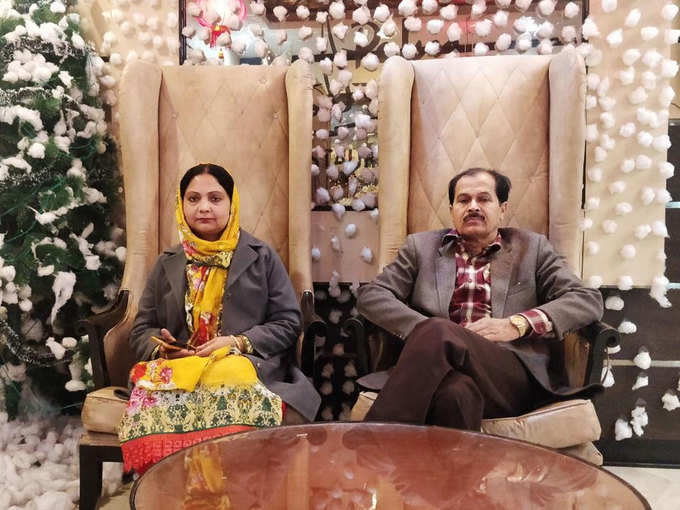 प्रफेसर मोहम्मद शरीफ और उनकी पत्नी डॉ. शाहीन जाफरी