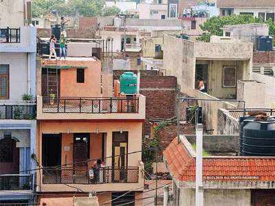 दिल्ली की 1,800 अवैध कॉलोनियों में चलेगी PM-UDAY स्कीम, मकानों की रजिस्ट्री करा सकेंगे लोग