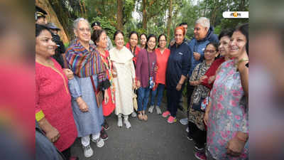 রবীন্দ্র সরোবরে মর্নিং ওয়াক সেরে লেক কালীবাড়িতে রাজ্যপাল, চলল বিস্ফোরক মন্তব্যও