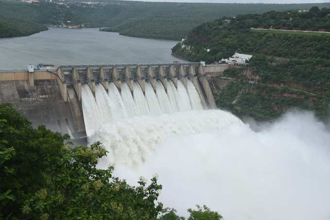 ఎలాంటి అనుమతులు ఇవ్వలేదు: కేంద్రం