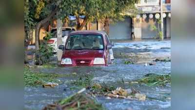 ஏரி உடைந்து பெங்களூரில் வெள்ளம்: 300 வீடுகள் தண்ணீரில் மிதக்கிறது, வீடியோ உள்ளே