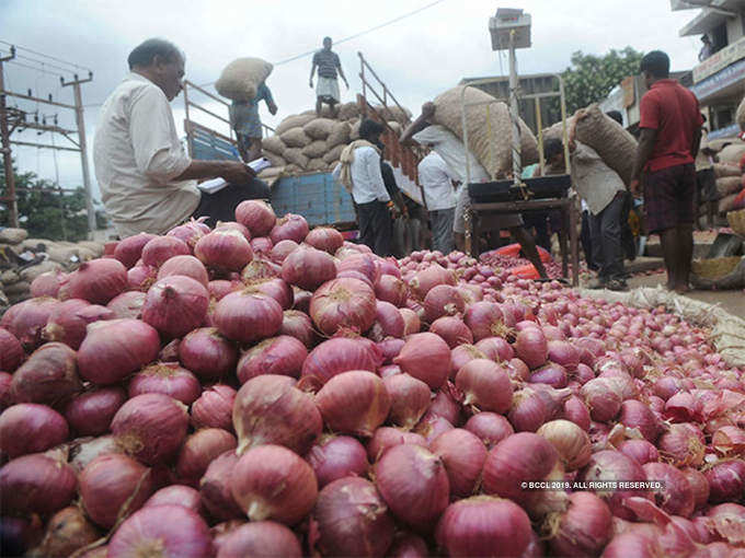 కిలో రూ.30కి కొనుగోలు చేసి రూ.25కి విక్రయం