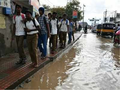 மூன்று மாவட்டங்களுக்கு கனமழை: எந்த ஊருக்கெல்லாம் தெரியுமா?