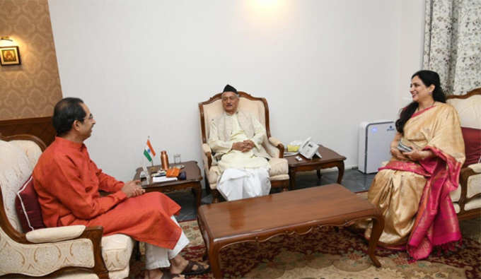 Uddhav-meets-Governor-mumba