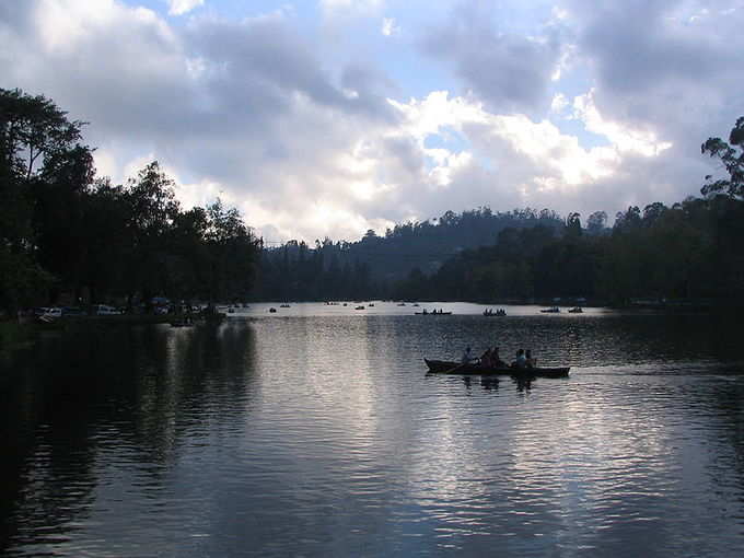 ​அழகிய கொடைக்கானல் ஏரி 2