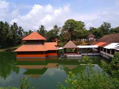 മുതല കാക്കുന്ന കാസര്‍ഗോട്ടെ അനന്തപുരം ക്ഷേത്രത്തിന്റെ രസകരമായ കഥ