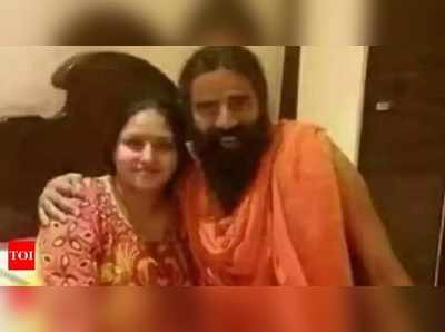 Fact Check: గాళ్ ఫ్రెండ్‌తో Baba Ramdev అని పోస్టులు.. అసలేం జరిగింది?