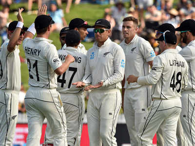 NZ vs ENG: न्यू जीलैंड के 375 रन के बाद इंग्लैंड को शुरुआती झटके