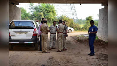 ഹൈദരാബാദിലെ അരുംകൊല: പ്രതികളെ ജീവനോടെ കത്തിക്കണമെന്ന് യുവതിയുടെ അമ്മ