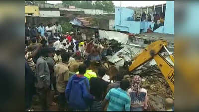 तमिलनाडु: भारी बारिश के चलते गिरी दीवार, 17 लोगों की मौत