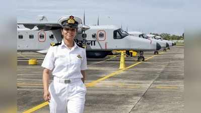 नौदलात पहिली महिला वैमानिक, भरारीसाठी सज्ज