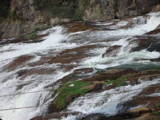 ​அழகிய பைக்காரா நீர்வீழ்ச்சி