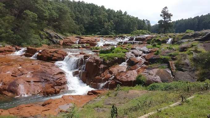 ​அழகிய பைக்காரா நீர்வீழ்ச்சி