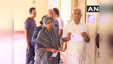 कर्नाटक उपचुनाव: 15 विधानसभा सीटों पर हुई 66.25 पर्सेंट वोटिंग