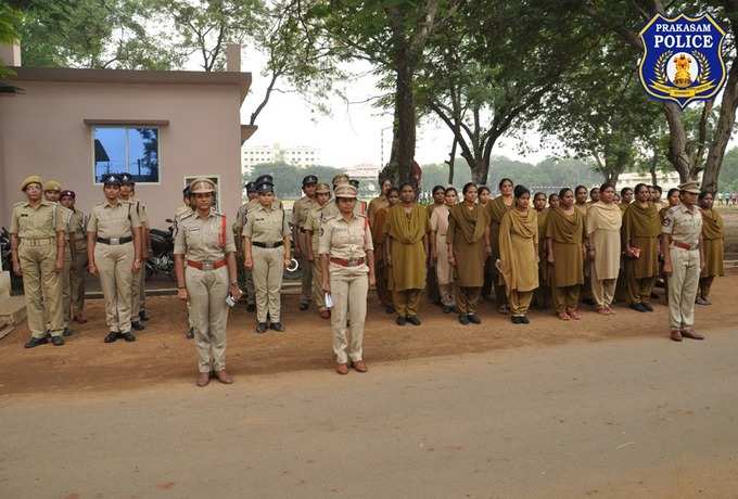 రాత్రి 9 గంటల నుంచి ఉదయం 5 గంటల వరకు