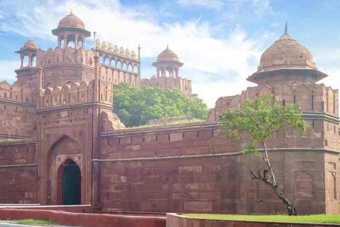 red fort side