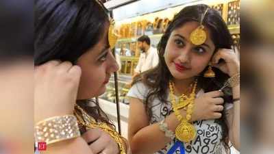 Today Gold Rate: గుడ్ న్యూస్.. పతనమైన బంగారం ధర.. వెండి రూ.1,000కు పైగా డౌన్!