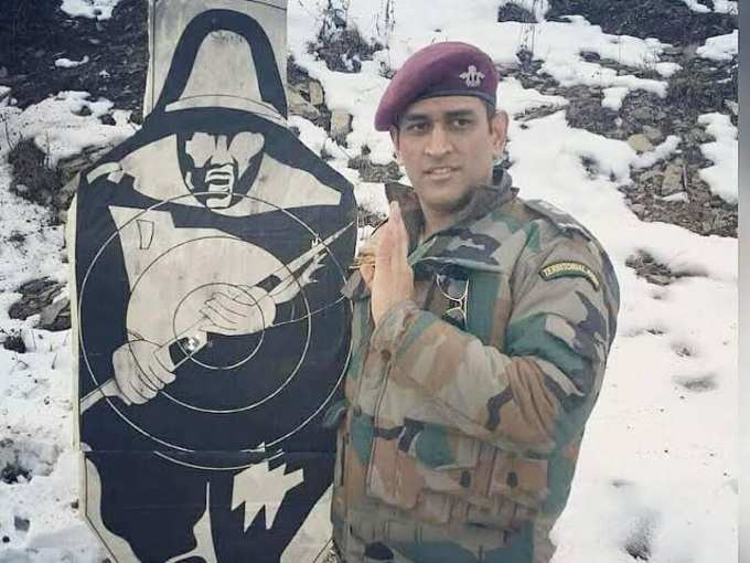 dhoni