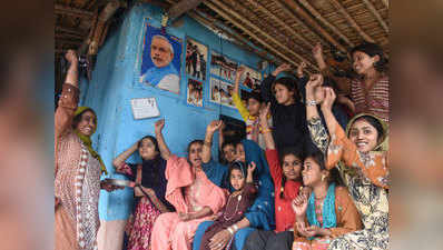 नागरिकता संशोधन बिल पास: रोहिंग्याओं में डर, पाकिस्तानी हिंदू शरणार्थियों के घर खुशी का माहौल