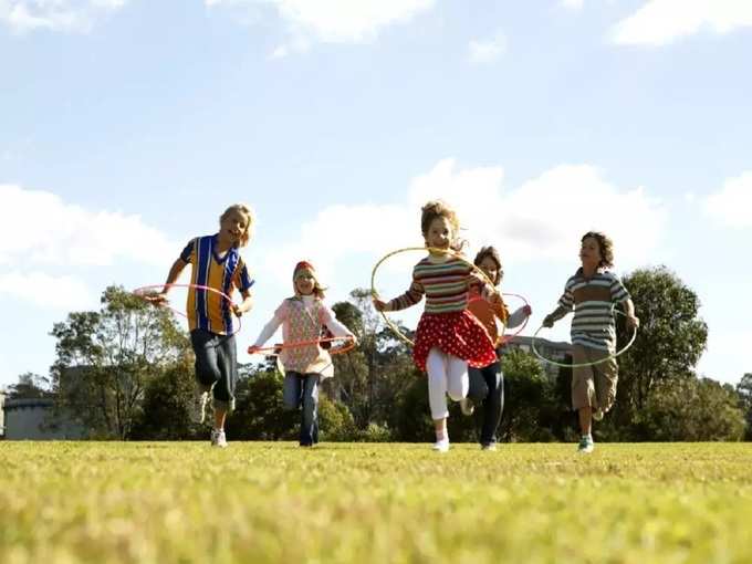 children running