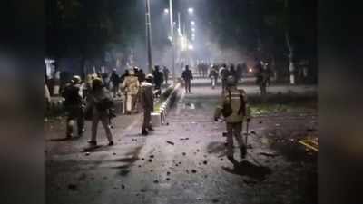 तनाव के बीच अलीगढ़ मुस्लिम विश्वविद्यालय में 5 जनवरी तक अवकाश घोषित, कड़ी सुरक्षा