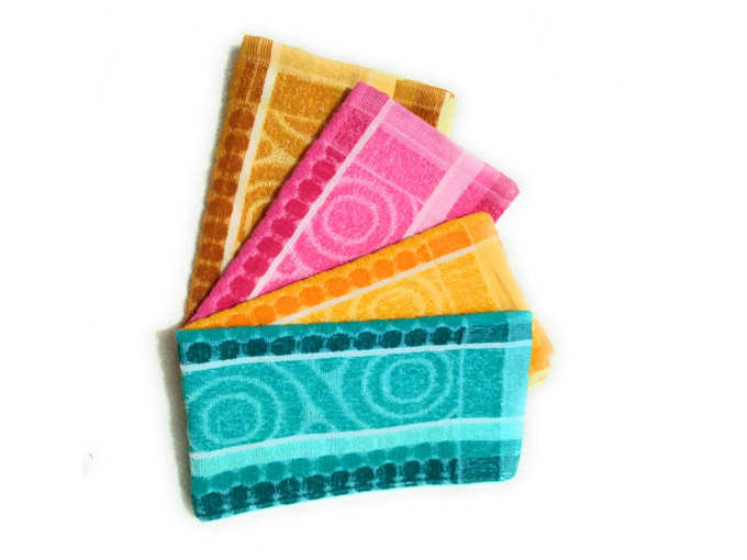 Cotton Colors 300 GSM 4 Piece Cotton Hand Towel Set -