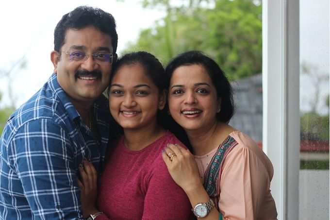 Vindhuja and family