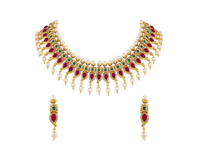 Kuiri Shape Gold Plated Choker Style Necklace Set for Women