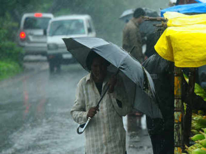 ചൂട് കൂടിനിന്ന മാസങ്ങളും മരണങ്ങളും