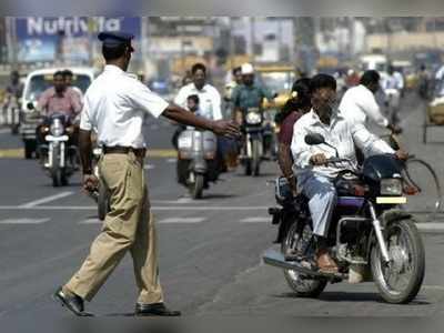 రోడ్డుపై ఇలా చేస్తున్నారా.. ఇక మీ డ్రైవింగ్ లైసెన్స్ రద్దే!!