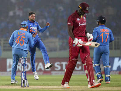 IND vs WI 3rd ODI: అరుదైన రికార్డ్‌కి అడుగు దూరంలో కుల్దీప్
