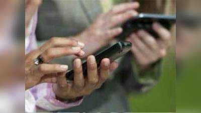 भारतीय वर्षातले इतके दिवस वापरतात स्मार्टफोन!