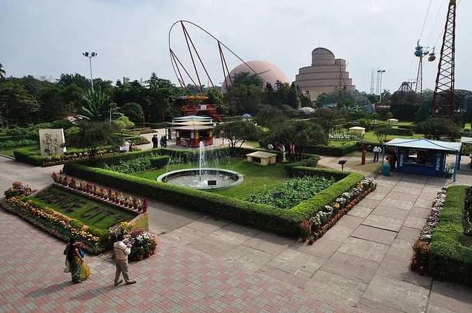 ​ಸೈನ್ಸ್ ಸಿಟಿಯ 2 ವಿಭಾಗಗಳು