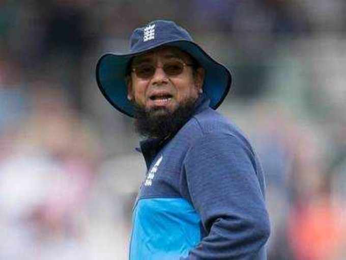 saqlain mushtaq