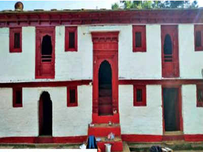 800 साल पुराने भूकंपरोधी घरों को नई जिंदगी दे रहे डीयू के प्रफेसर, लौट रहा रोजगार
