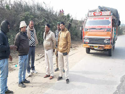 ट्रक हायजॅक केला; ३.५ लाखांचे कांदे लुटून पोबारा